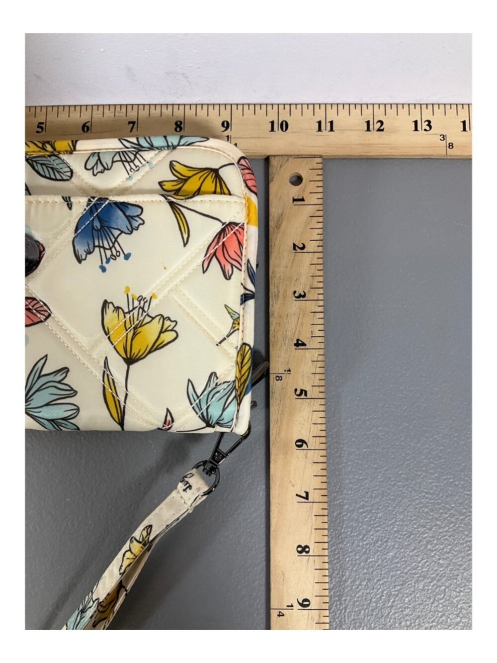 Lug Zeppelin Hummingbird Floral Large Continental Wallet - Quilted Unisex Design - Picture 7 of 8
